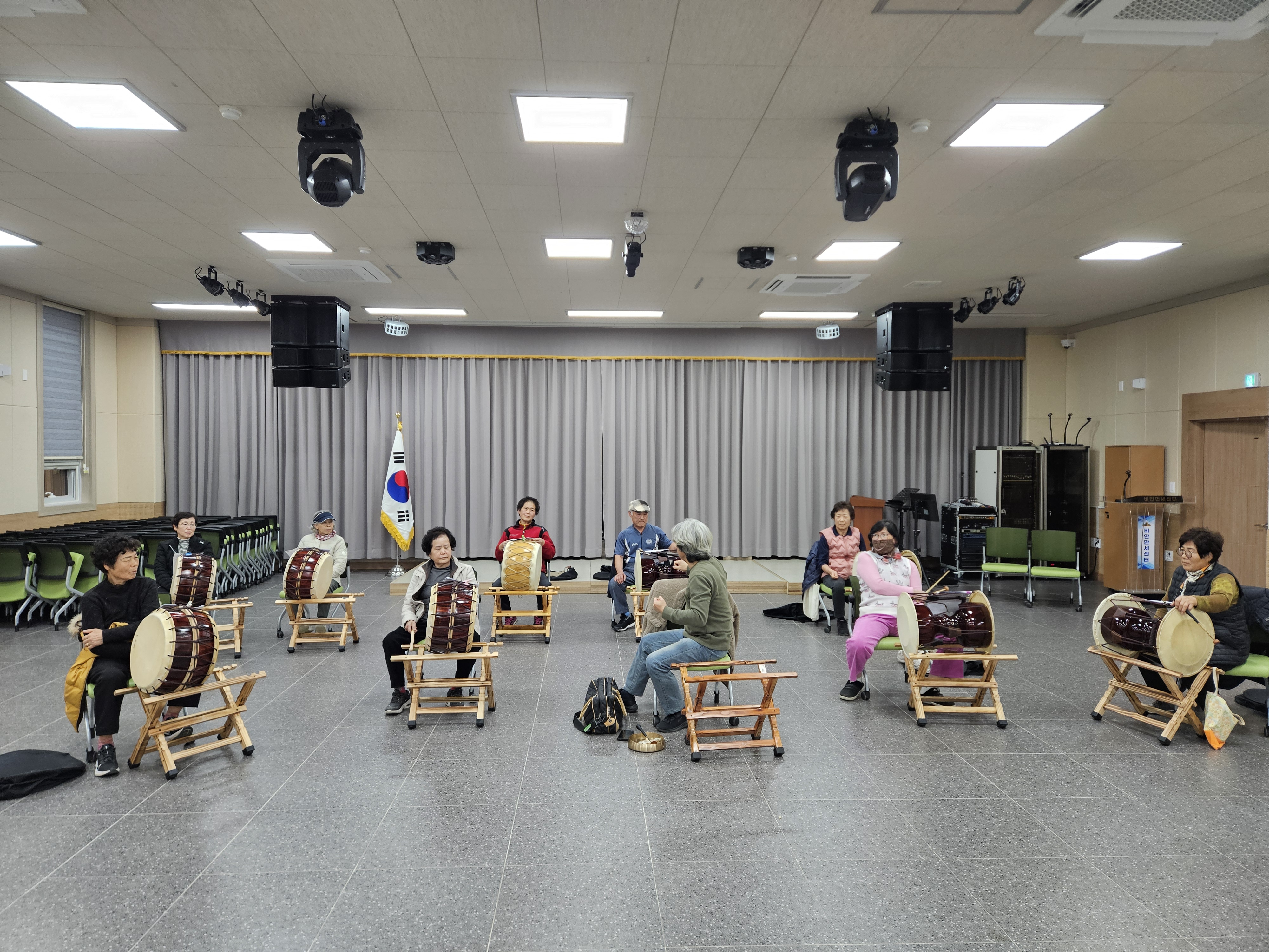KakaoTalk_20241202_193452335_02.jpg